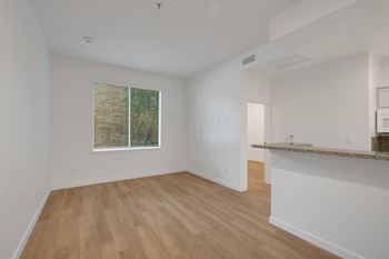 Unfurnished room with window3